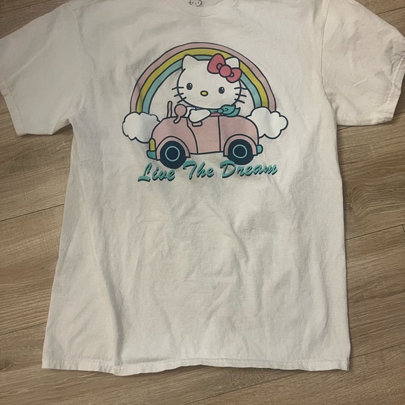 Hello Kitty Sanrio Tee Shirt Large - Picture 1 of 3